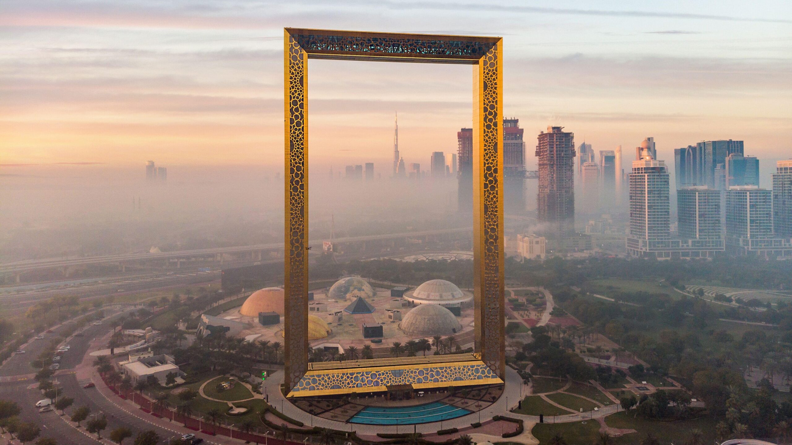 6k89okl90llxkpaivdaorrog17ep_Dubai_Frame_2a468cf635