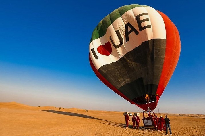 private-hot-air-balloon-ride-dubai